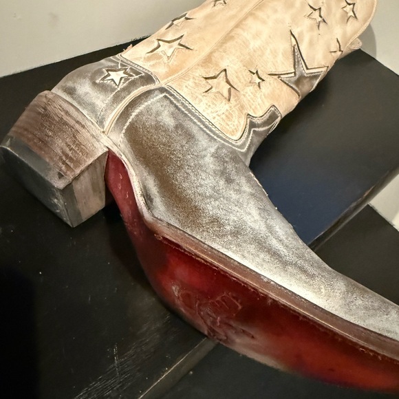 Freebird by Steven Star-Patterned Boots - Black and Cream. Size 11. Like a 10. - Picture 3 of 4